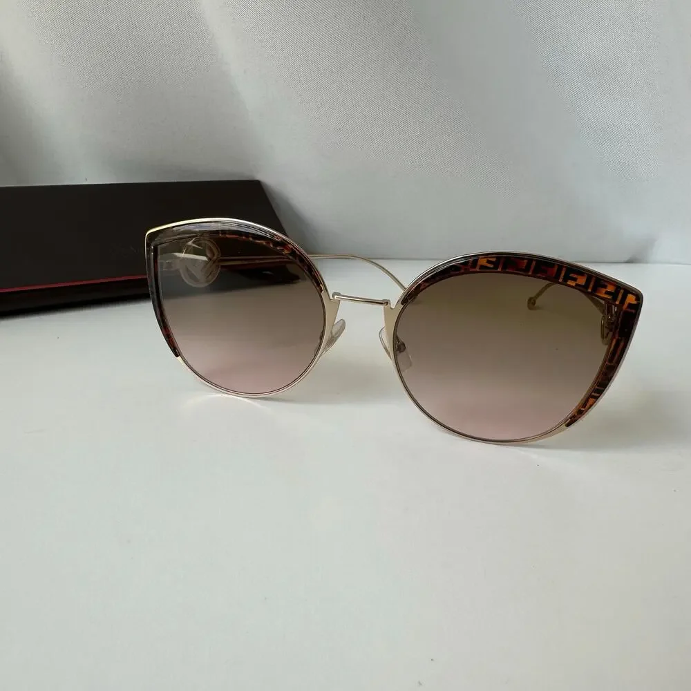Fendi FF 0290/S Oversized Butterfly Sunglasses Gold Tortoise FF Logo w/ Case
